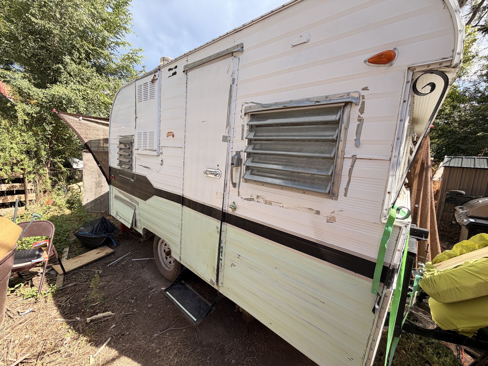 1958 Vintage Trailer - Ready for Your Next Adventure