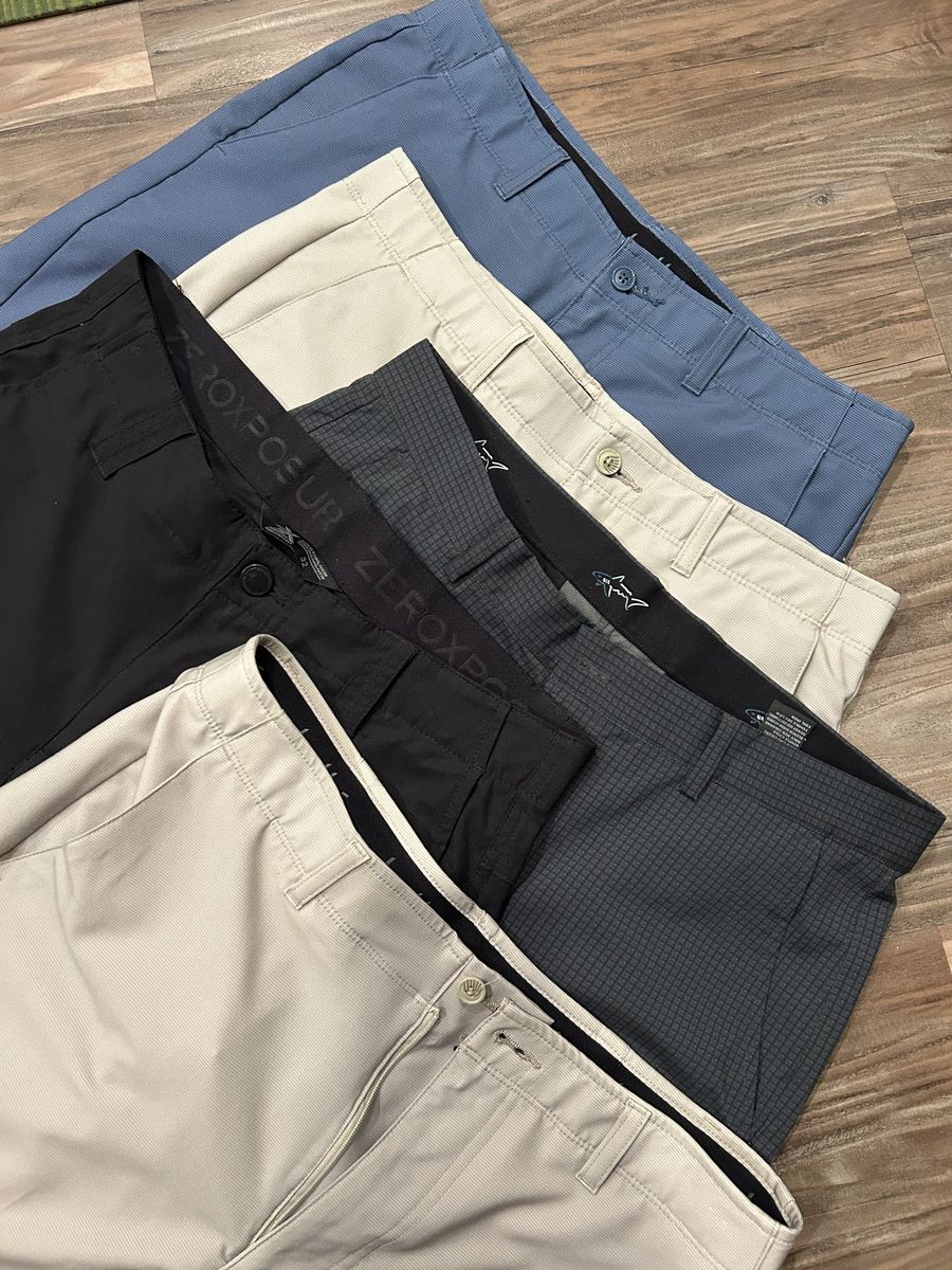 MENS 32 SHORT 9.5 INSEAM $10 EACH