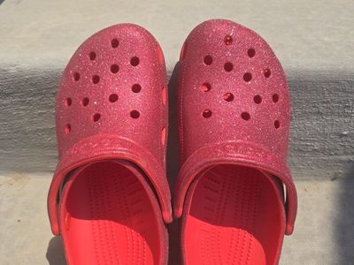 Sparkling Red Glitter Crocs - Women's 11 / Men's 9 - Classic Comfort Clogs