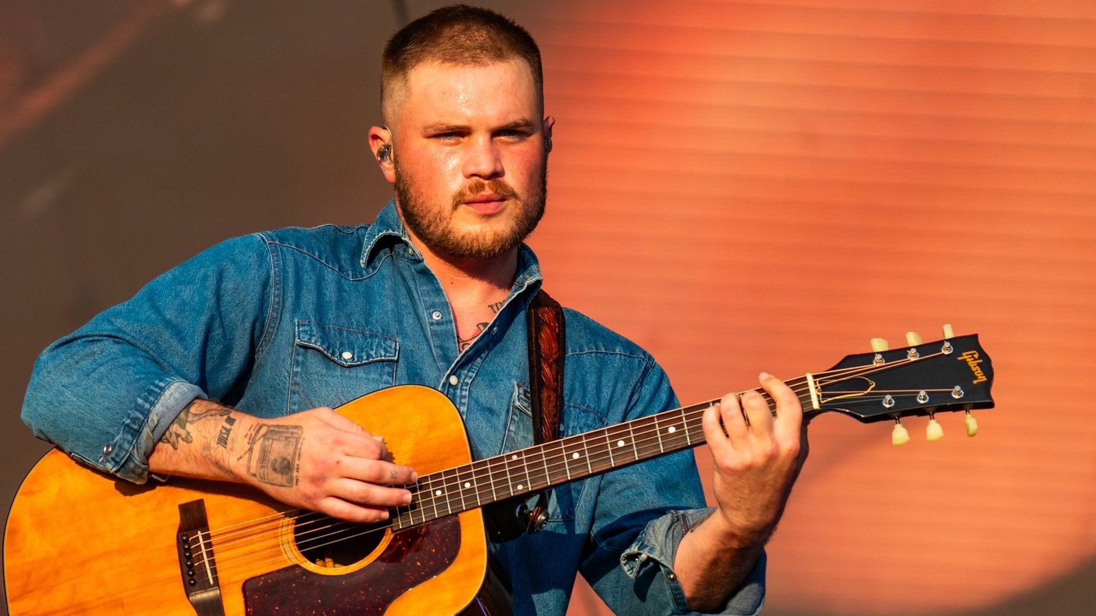 Zach Bryan - Floor tickets (2)