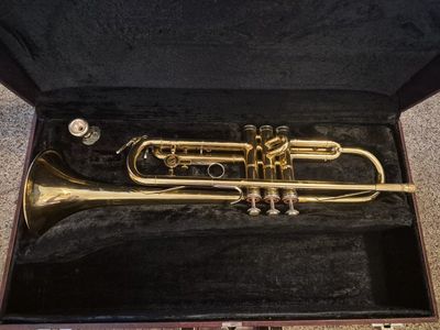 Holton Trumpet with Guarantee