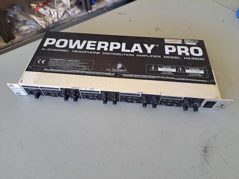 Behrenger HA4400 Headphone Amp - Barely Used