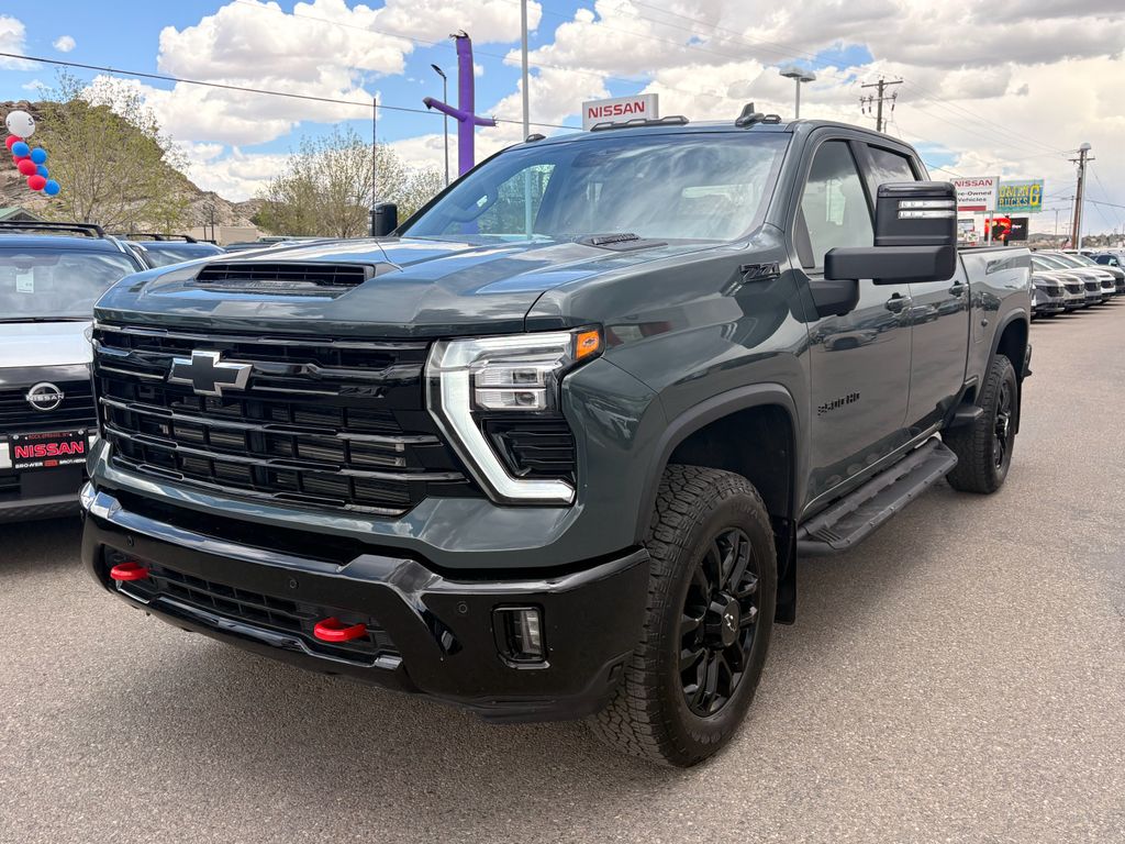 2025 Chevrolet Silverado 3500HD LTZ