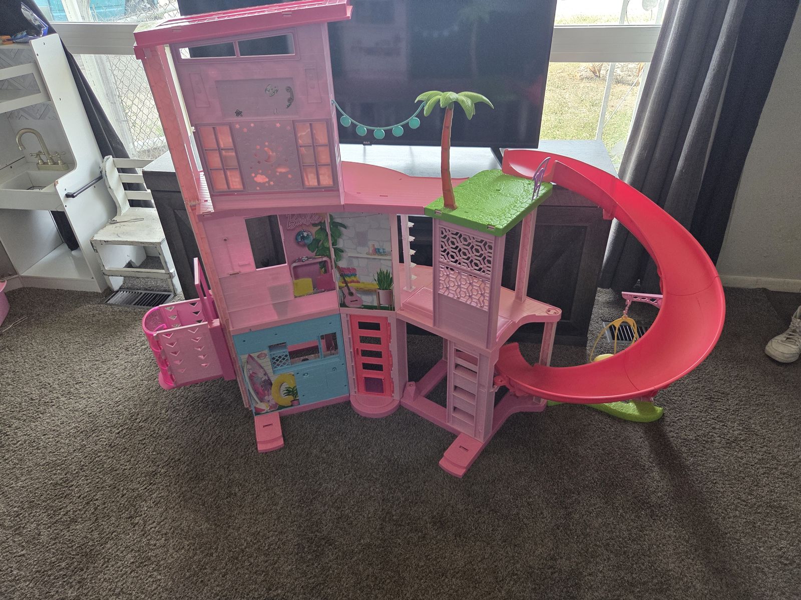 Barbie house and accessories