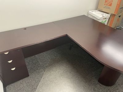 10 Desks with Real Wood Top