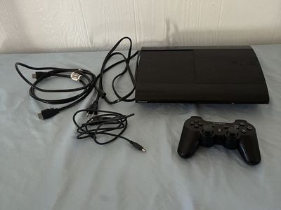PlayStation 3 250gb Super Slim Console