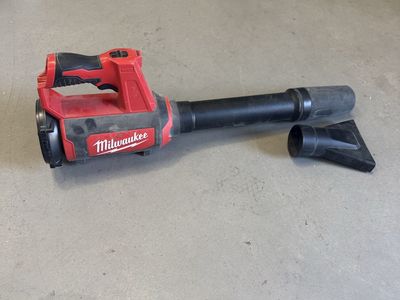 Milwaukee M12 Blower (Tool Only)