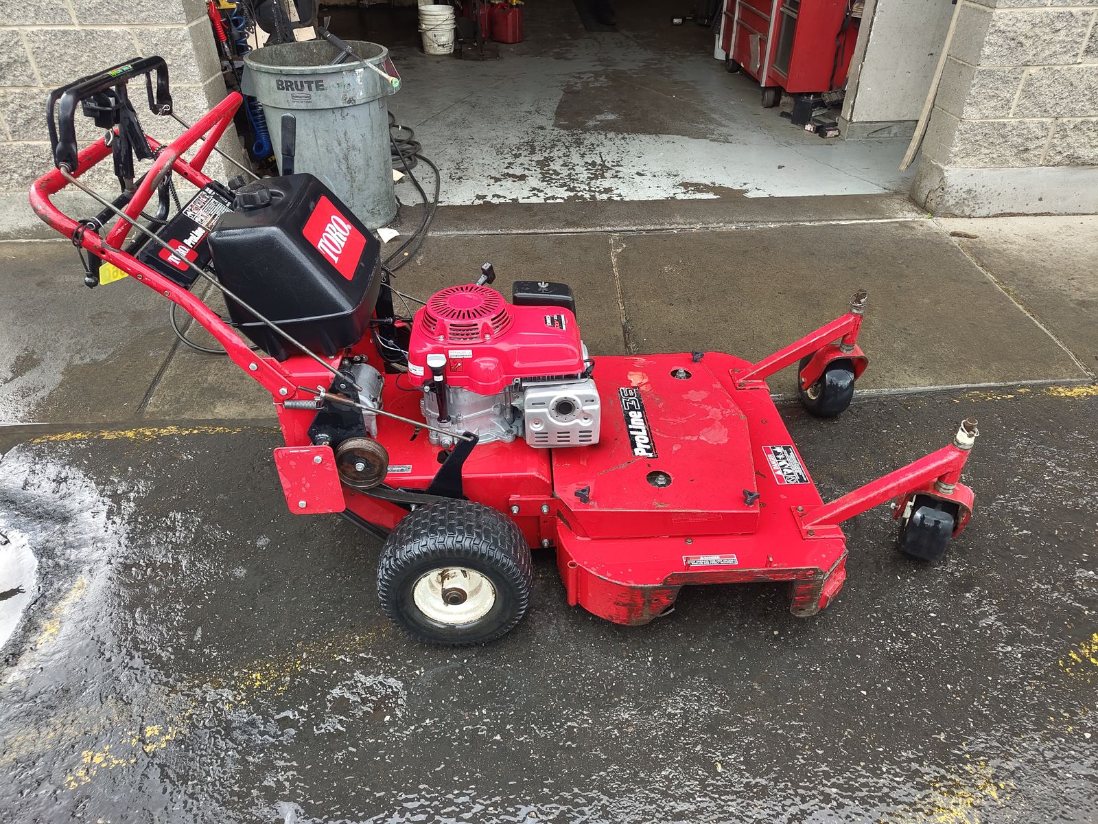 Toro ProLine 36" mower