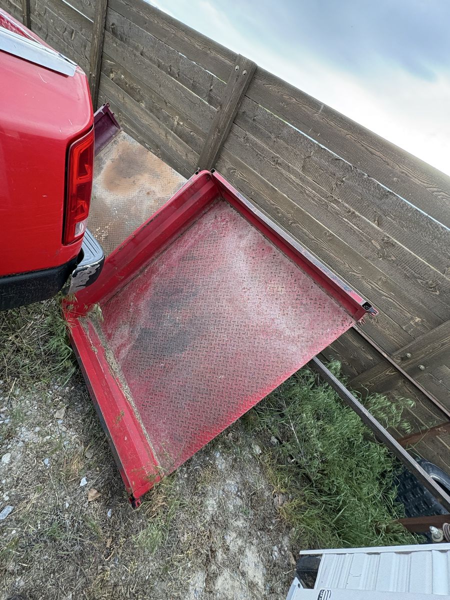 Dump beds