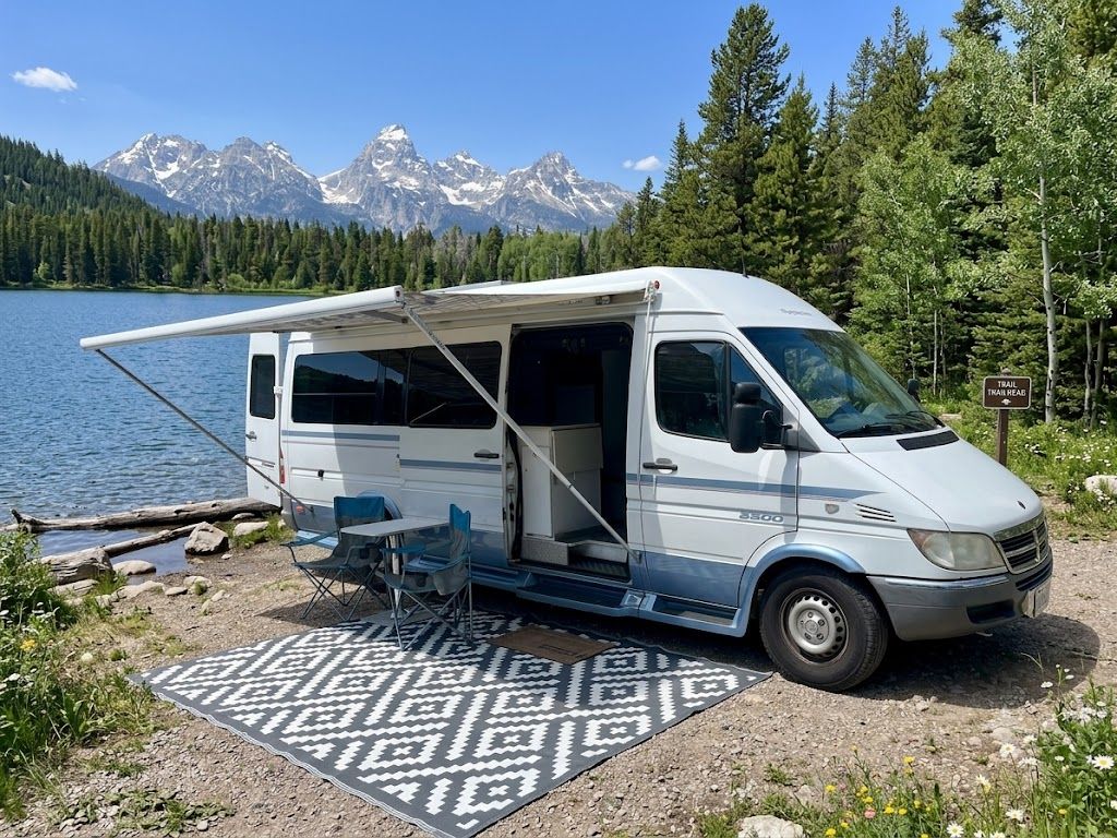 2006 Dodge Sprinter Camper Van Conversion by Sportsmobile