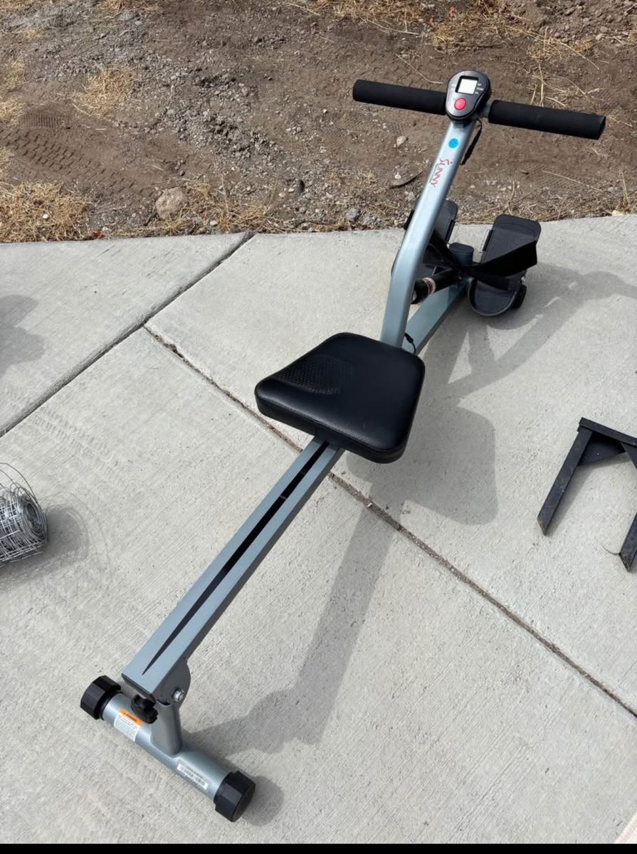 Rowing Exercise Machine