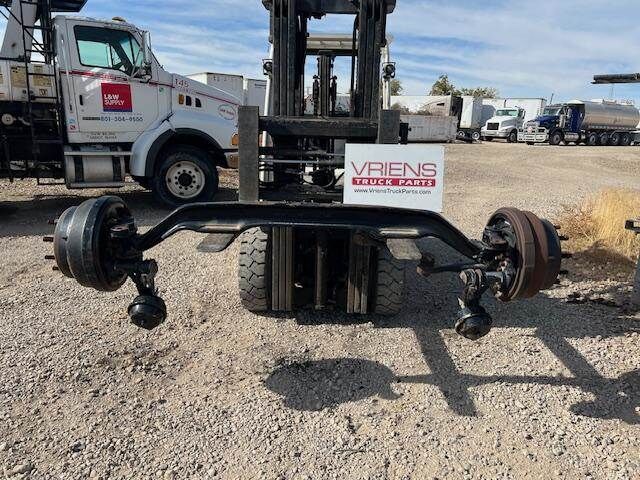 Spicer E1252LW Front Axle Assembly