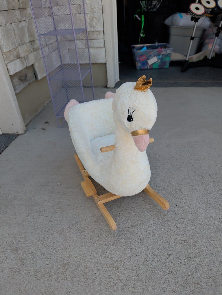 White Swan Rocker Ride-On Toy for Toddlers with Gold Crown Accent, Plush Nursery Decor