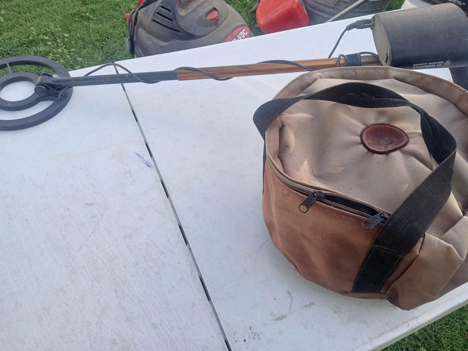Main image 7
