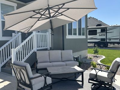 Sunvilla cantilever patio umbrella