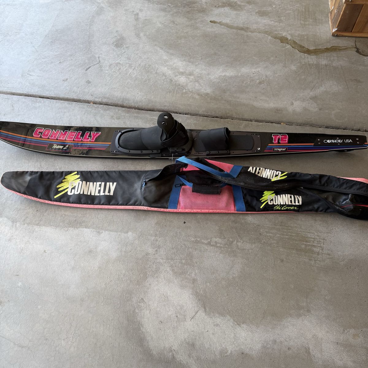 CONNELLY Team 2 Wingtail Water Ski With Case Medium Binding