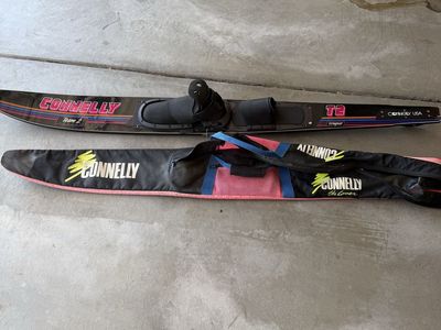 CONNELLY Team 2 Wingtail Water Ski With Case Medium Binding