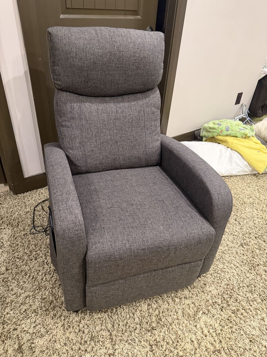 Massage recliner chair