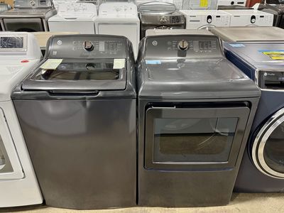 GE DIAMOND GRAY WASHER AND DRYER SET