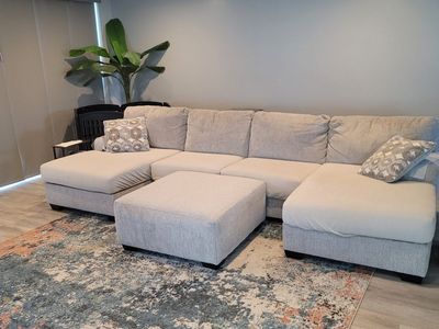 Spacious Light Gray Sectional Sofa with Ottoman - U-shaped, Modern Fabric Couch