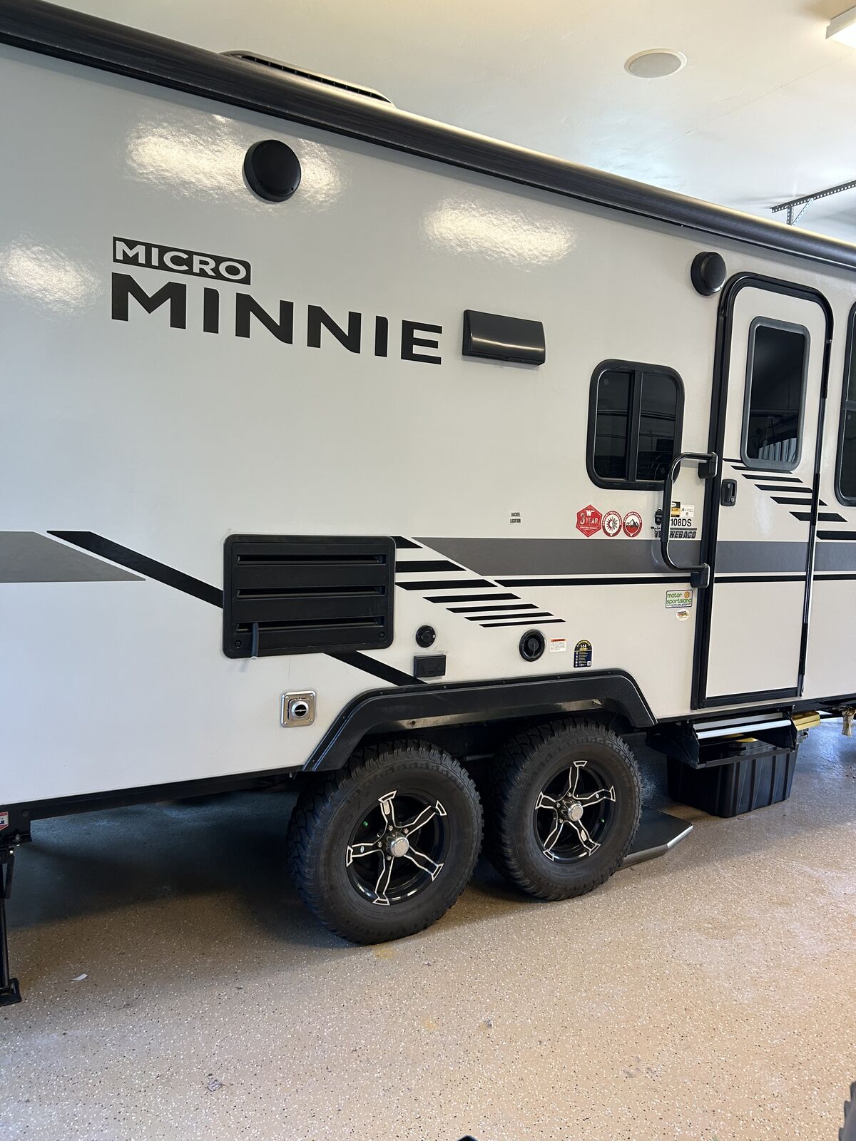 Winnebago Micro Minnie 2108 DS