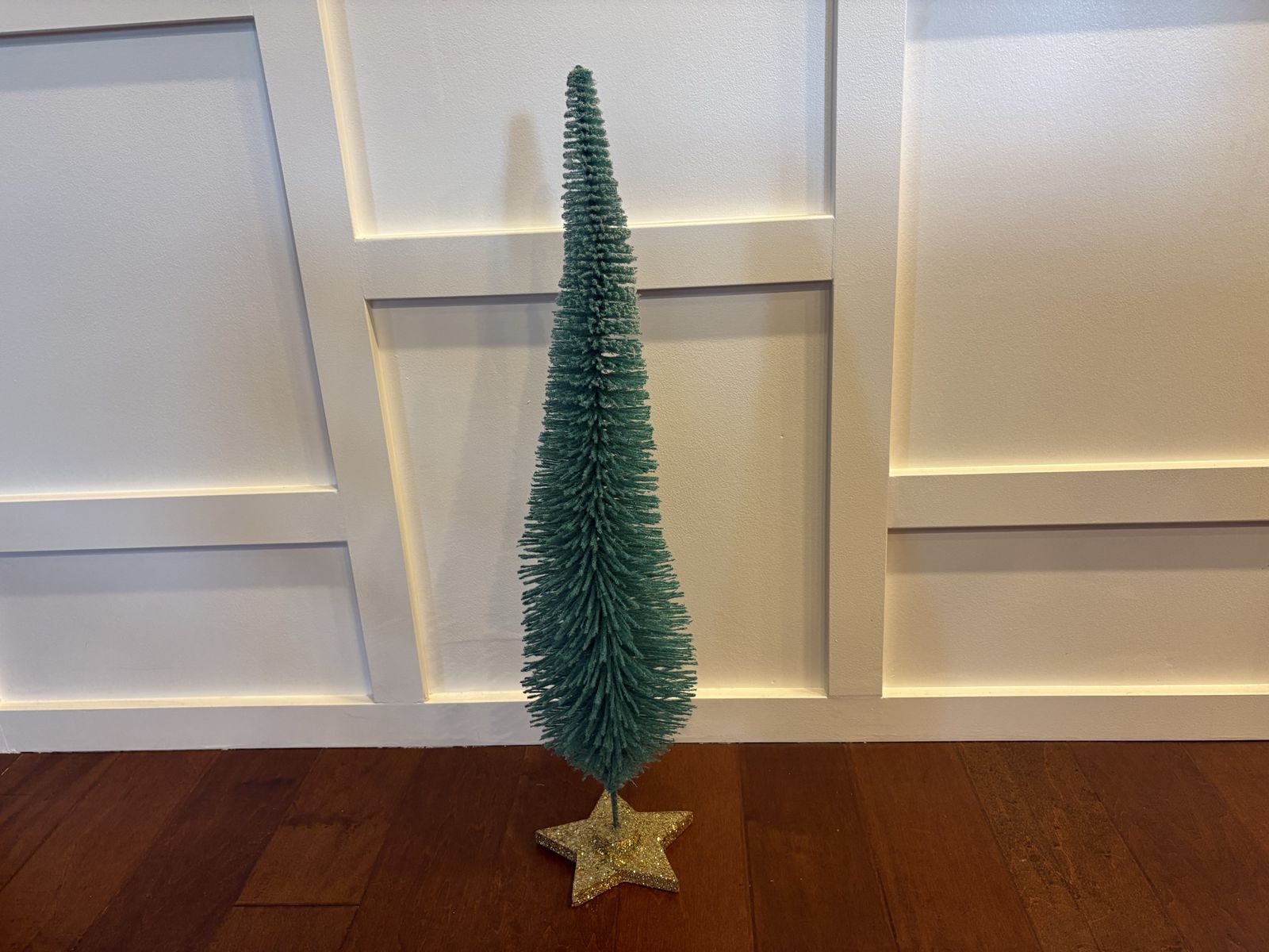 New 30” Teal Bristle Bottle Brush Tree on Gold Star Base