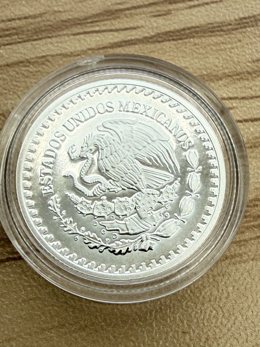 Main image 5