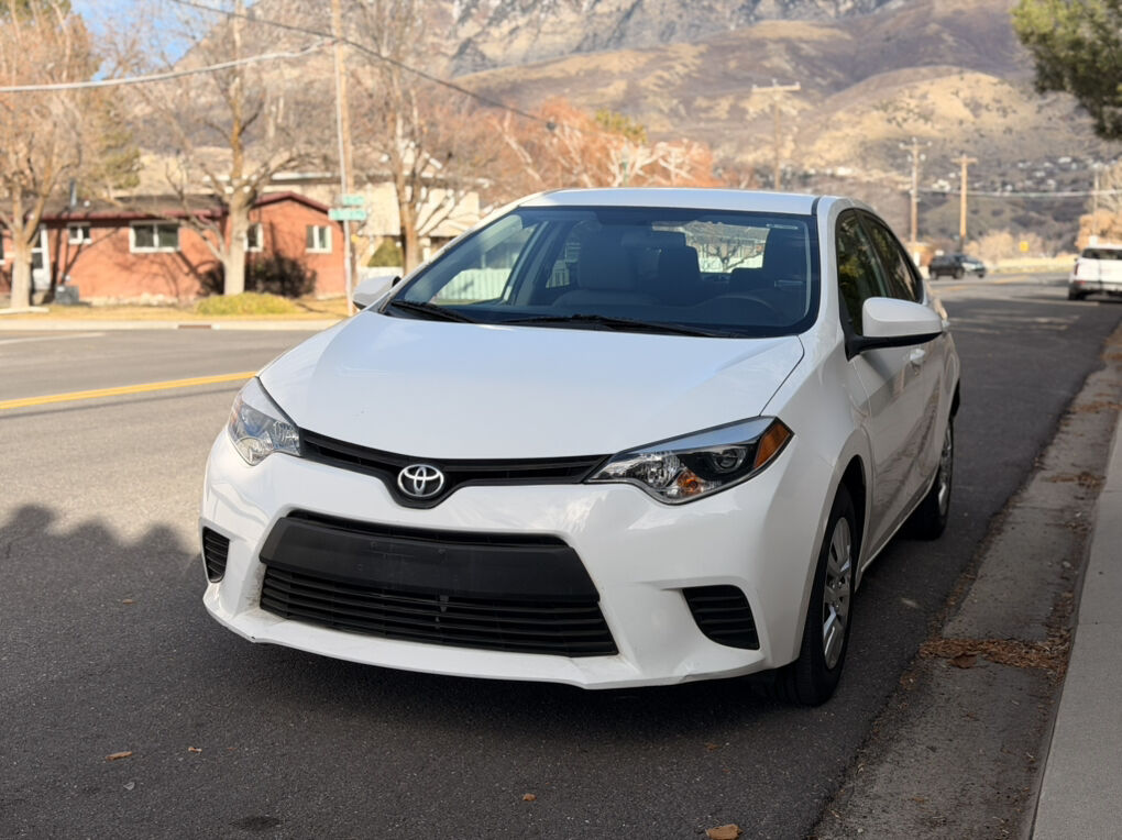 2015 TOYOTA COROLLA