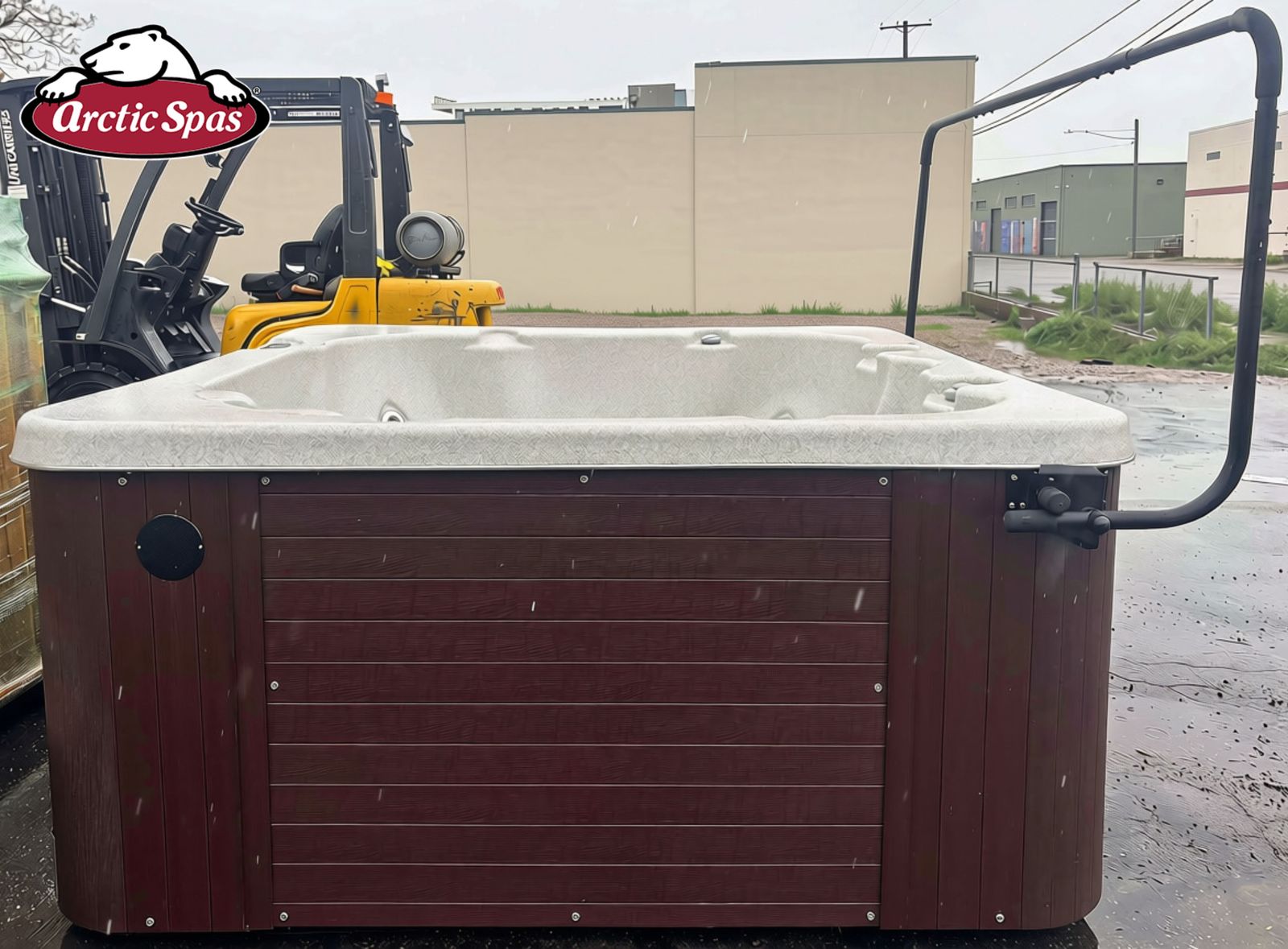 Arctic Spa Tempe 7' x 7' Refurbished