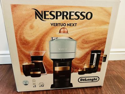 Nespresso Vertuo Next De'Longhi Coffee & Espresso Maker - New