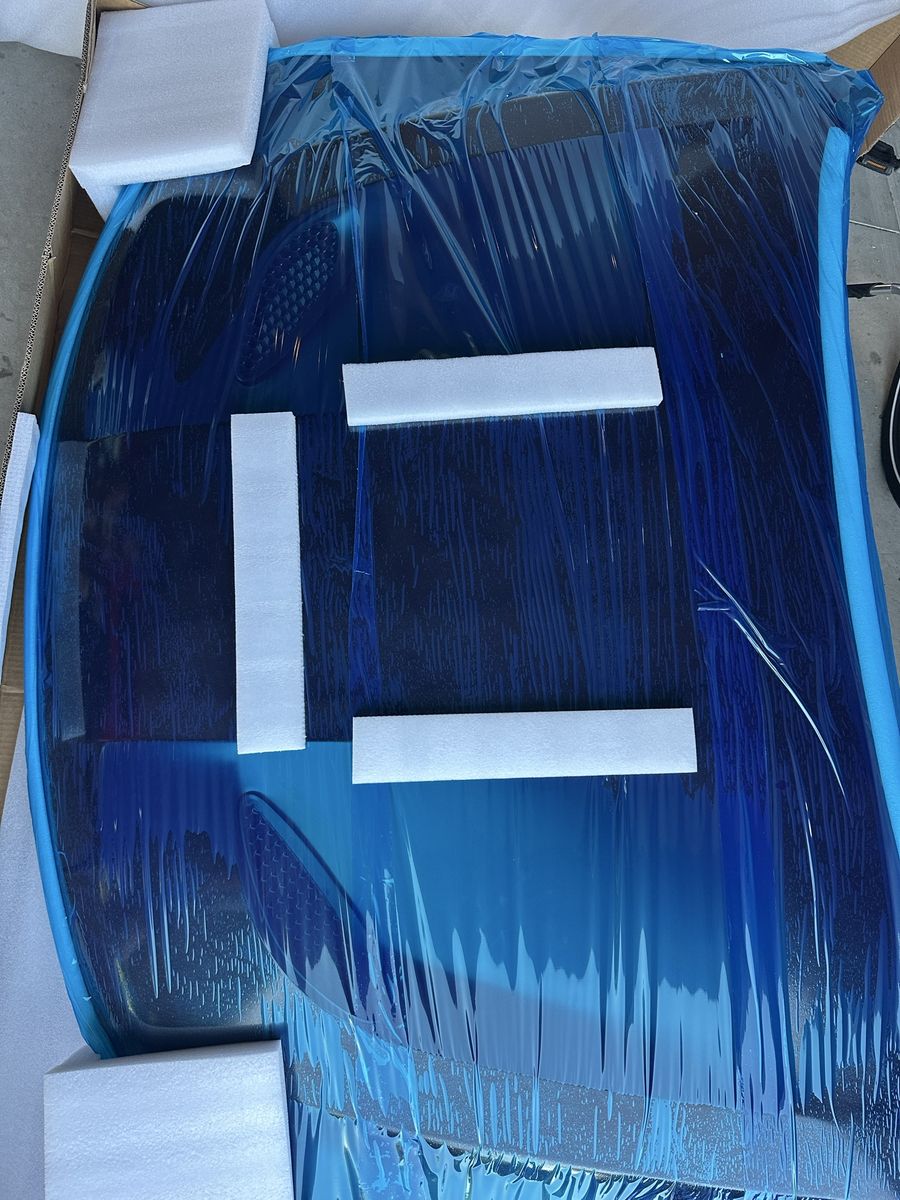 Main image 1