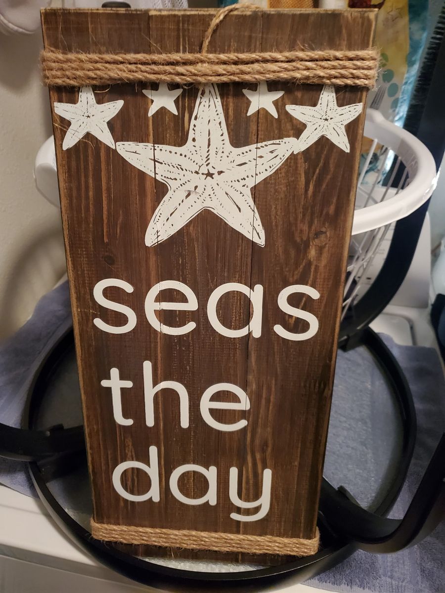 New Rustic Wooden 'Seas The Day' Wall Plaque Sign with Starfish Accent