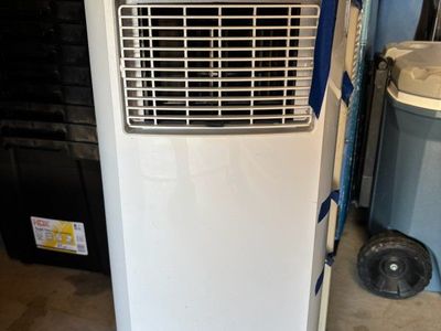 air conditioning/ heater