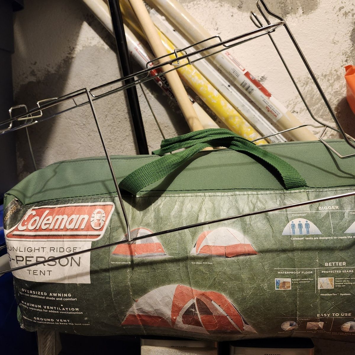 Coleman Sunlight ridge 6 person 13x11 tent