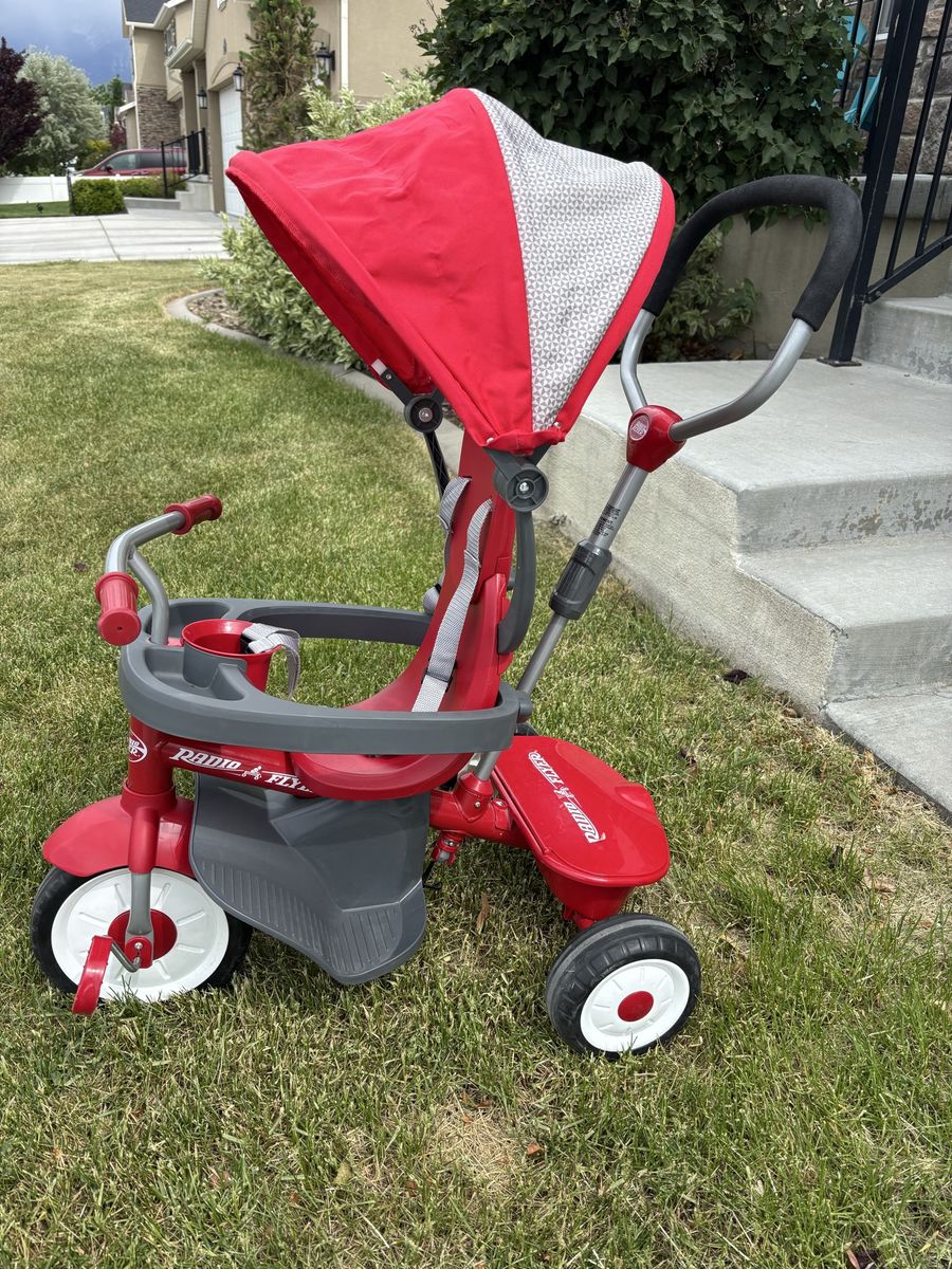 Radio Flyer 4-in-1 Trike