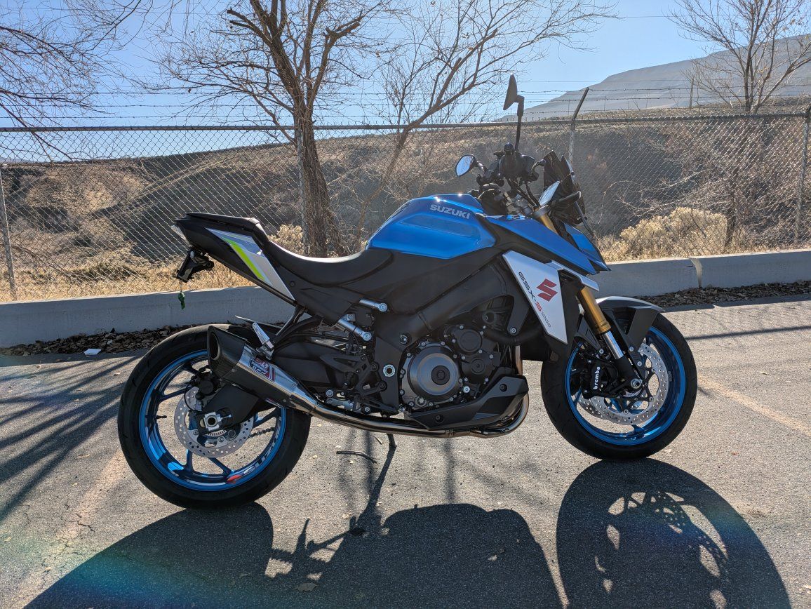 2022 Suzuki GSX-S1000 ( Low miles )