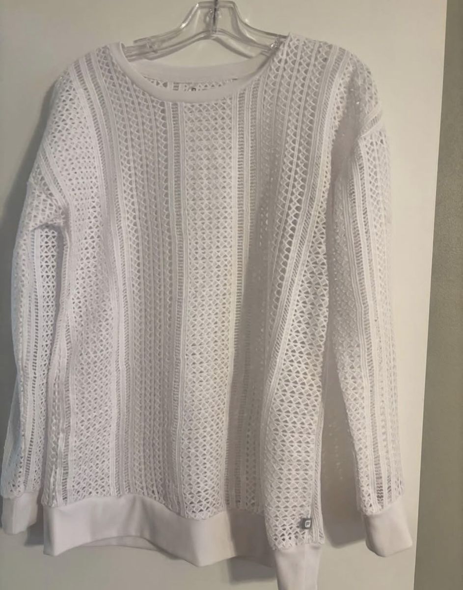 Fabletics top