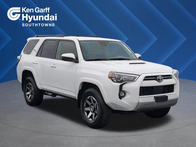 2024 Toyota 4Runner TRD Off-Road