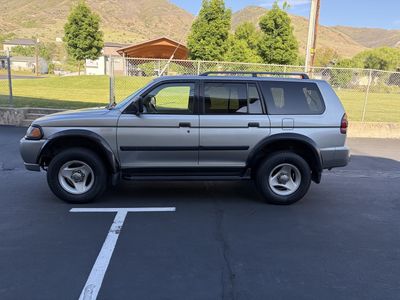2001 Mitsubishi Montero