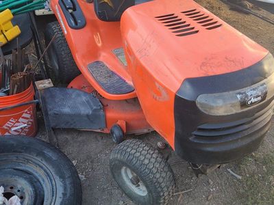 ariens Briggs & Stratton Intek 19.5 HP Lawn Tractor Riding Mower