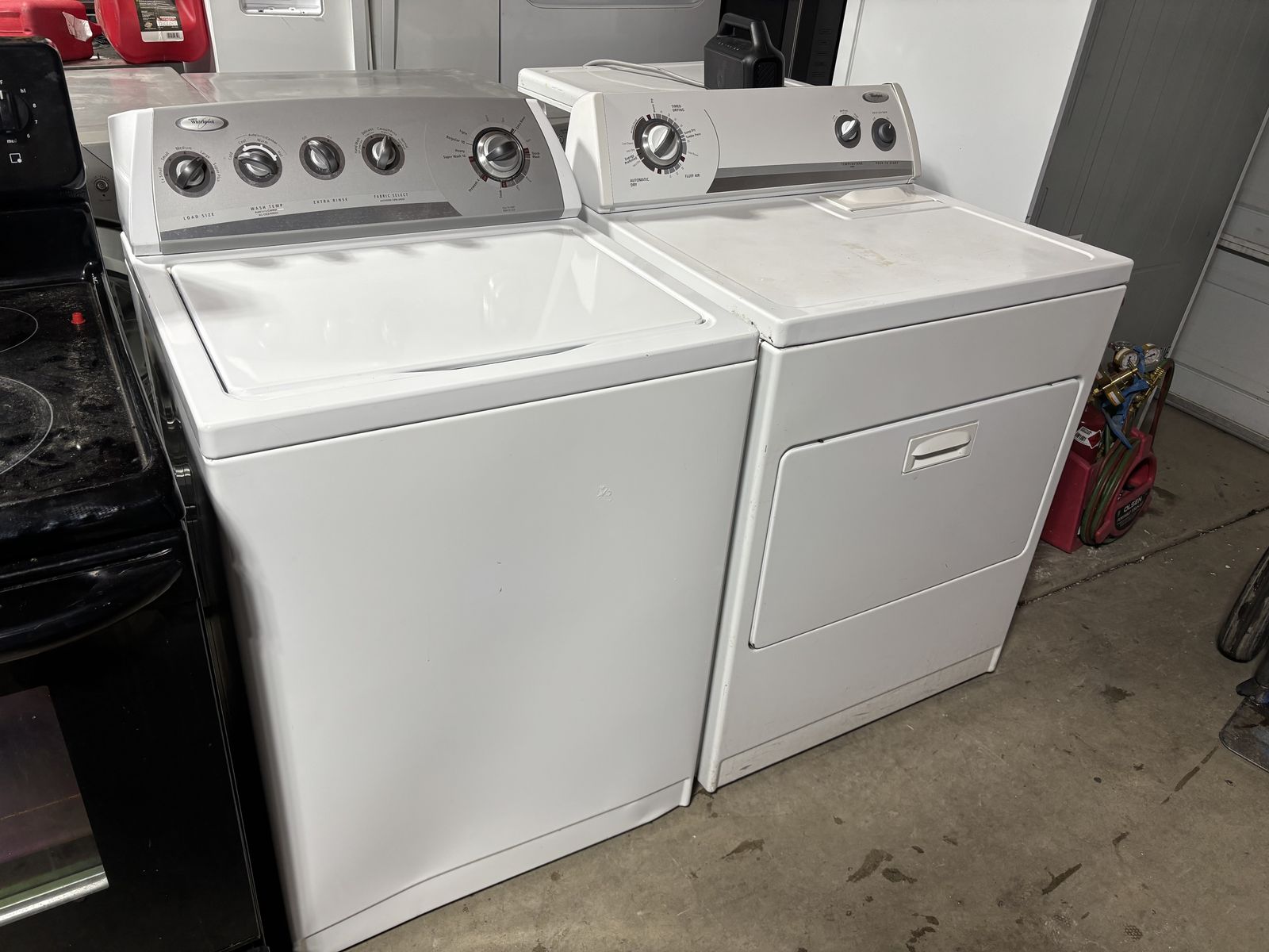 Whirlpool Washer and Dryer Set