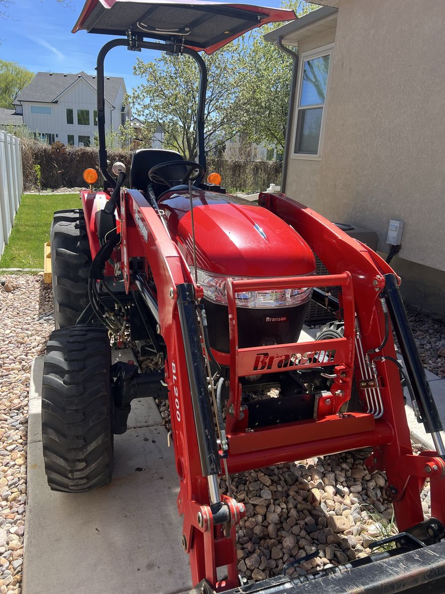 47hp Branson /TYM Tractor