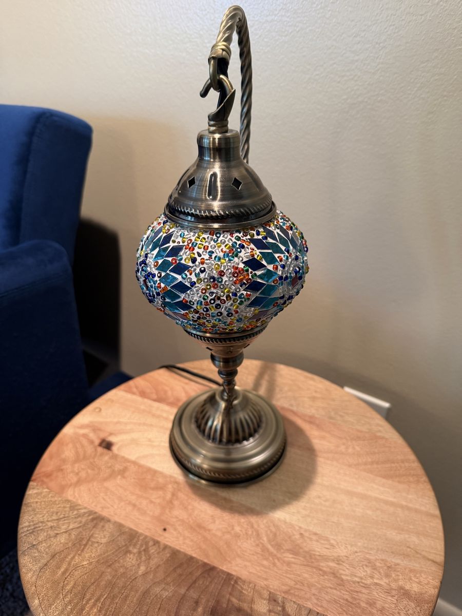 Main image 6