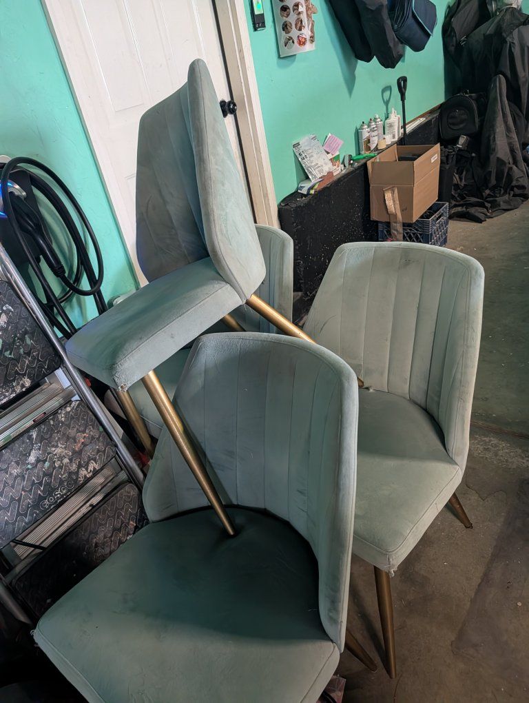 free chairs
