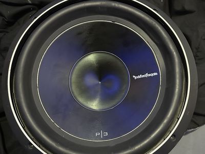 12” Rockfordfosgate subwoofer and Amps