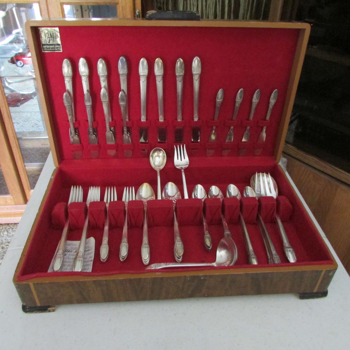 VTG 1847 Rogers Bros. First Love Silverplate Setting for 8 W/Box