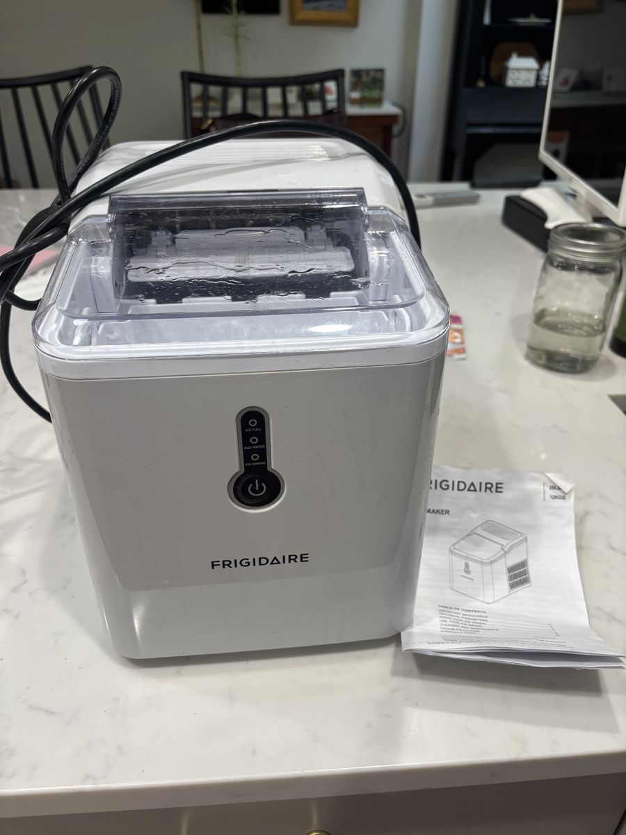 Frigidaire Countertop Ice Maker