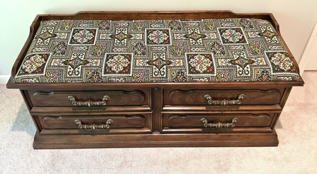 Vintage chest