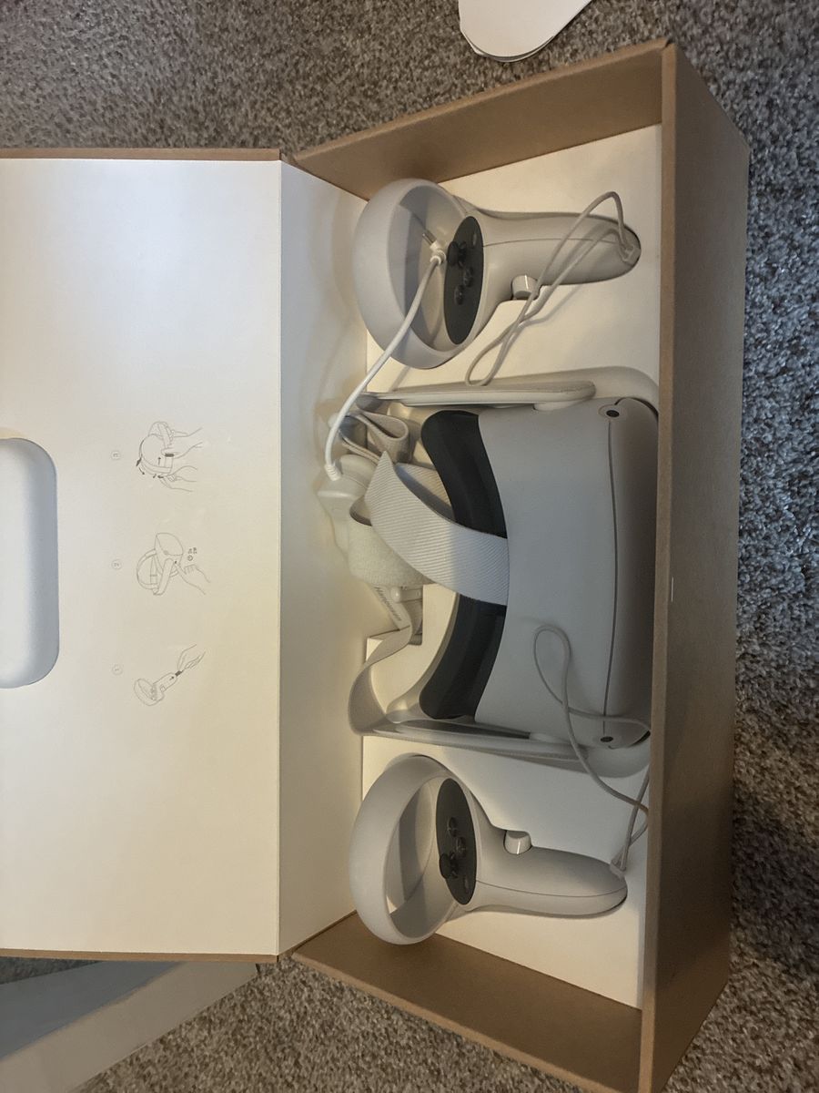 Oculus Meta Quest 2 with external battery