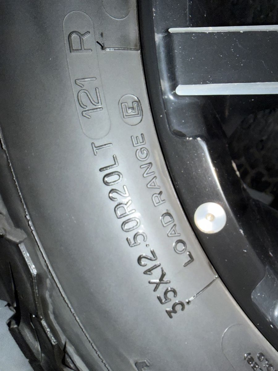 Main image 3